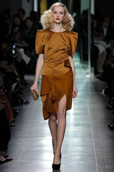 Look 23